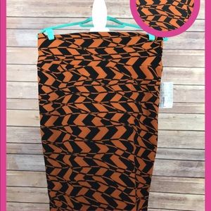 LuLaRoe Cassie L NWT